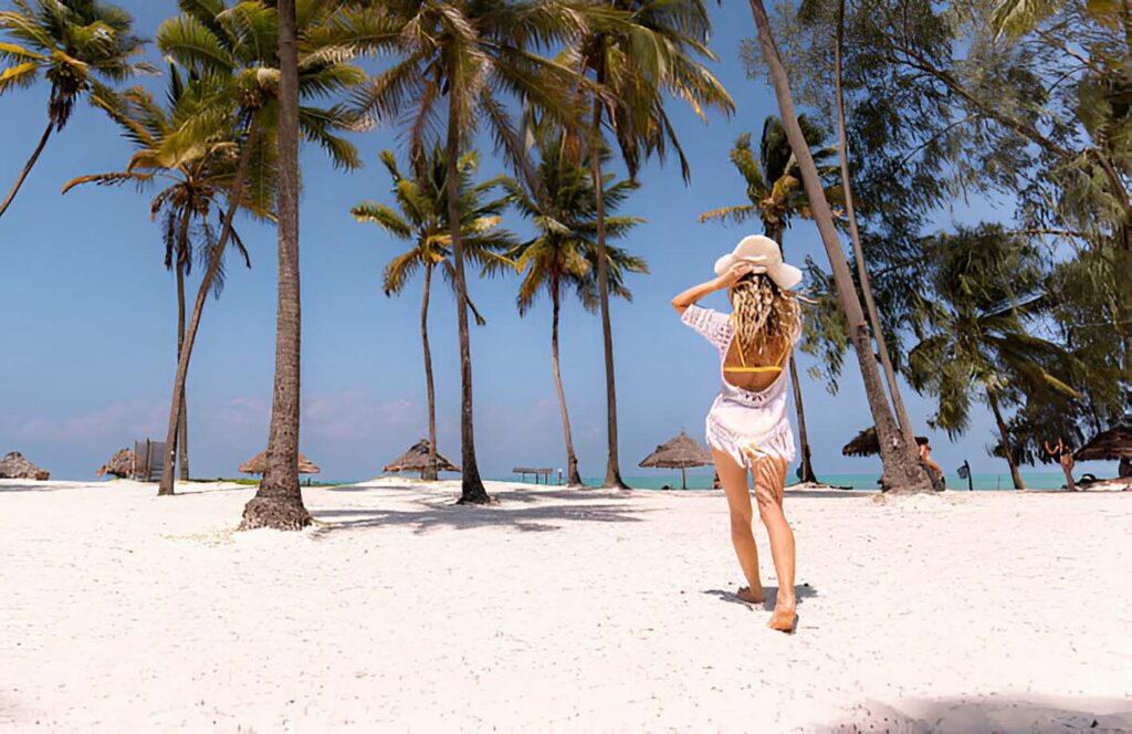 Zanzibar vs Maldives: Which is Better for Your Holiday? 10 Enjoying the Beach